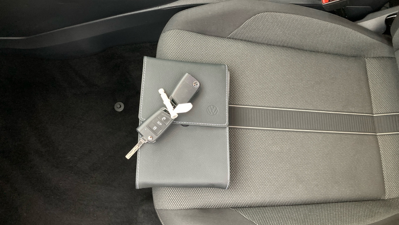 Volkswagen T-Roc 1.5 TSI Life 5dr Petrol Hatchback